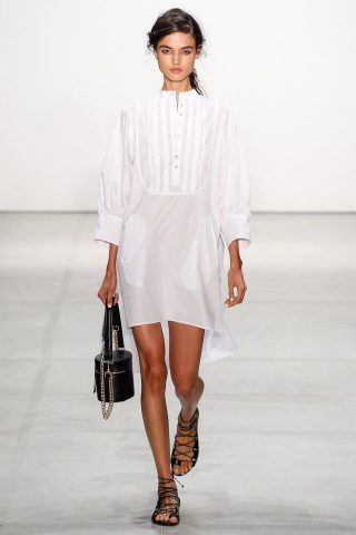 Moda primavera-estate 2017, abito chemisier bianco