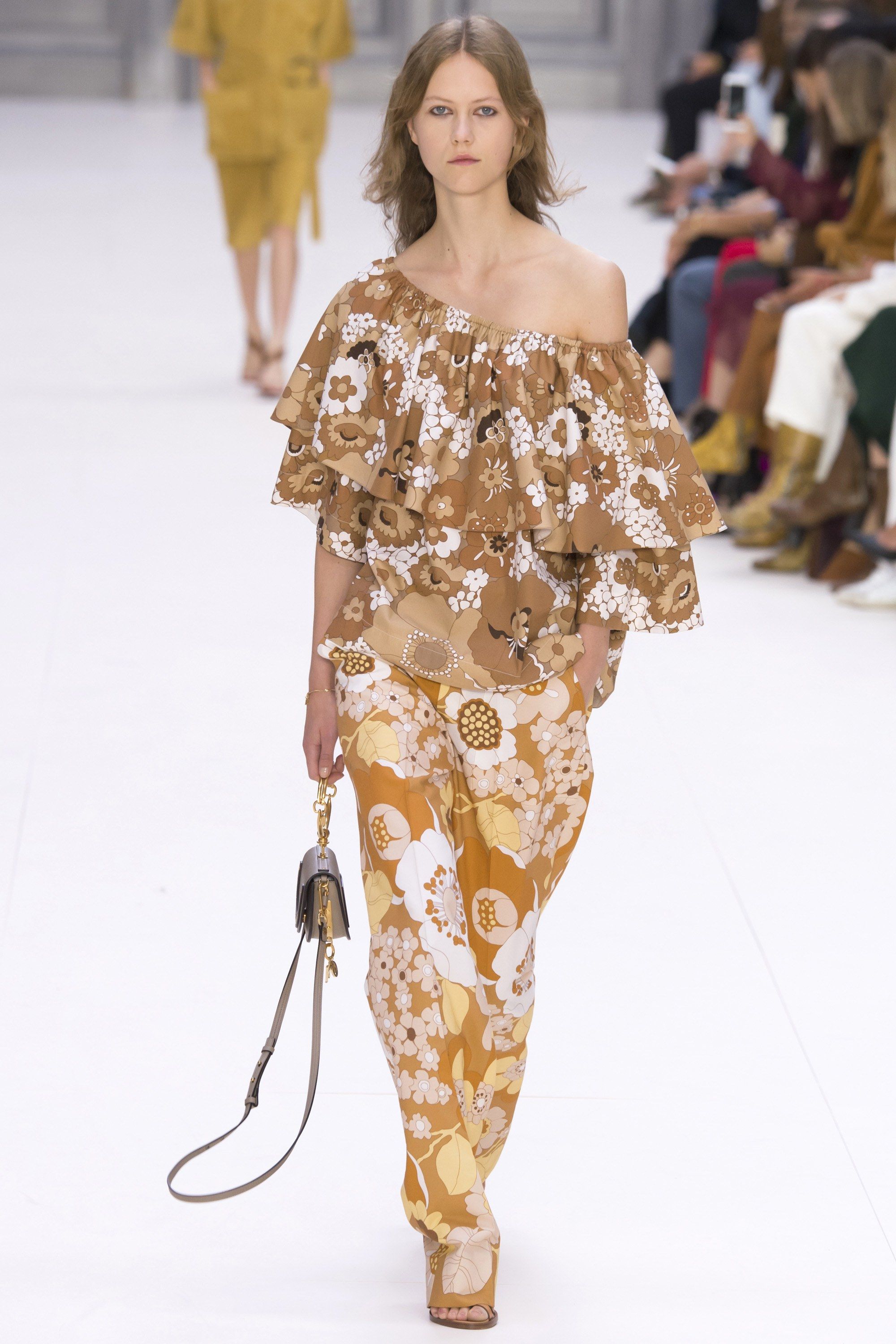 Spalle scoperte, Chloè primavera-estate 2017