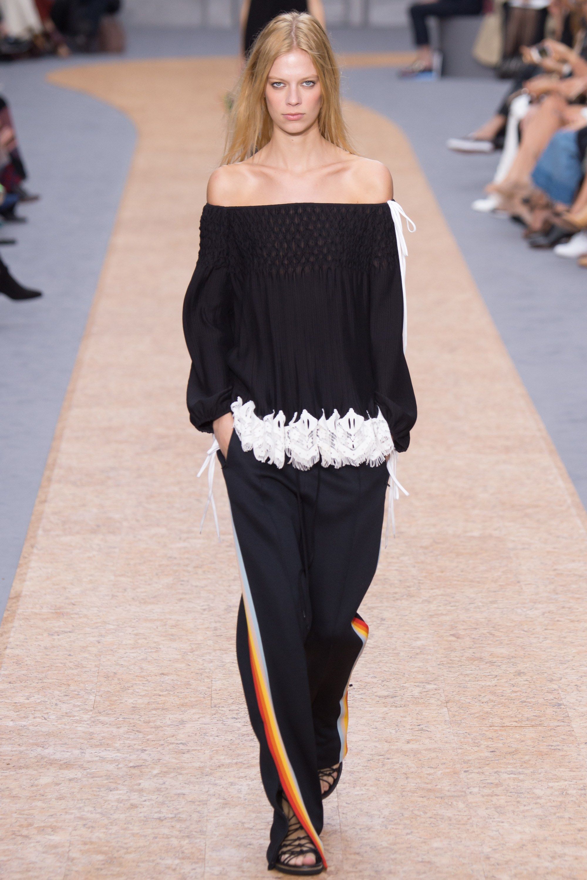 Spalle scoperte, Chloè primavera-estate 2017