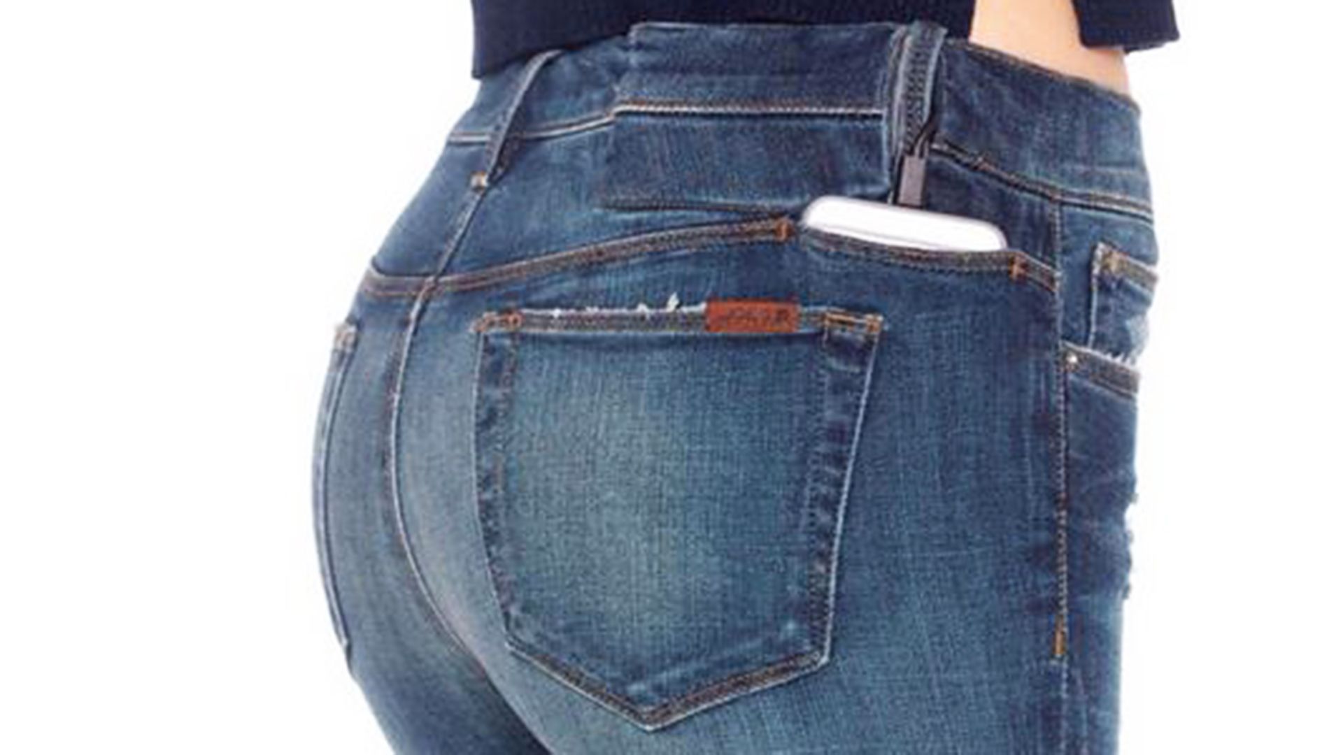 I migliori jeans per donne basse di statura