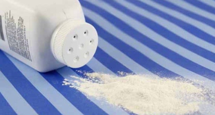 Borotalco per il bambino: è corretto usarlo?