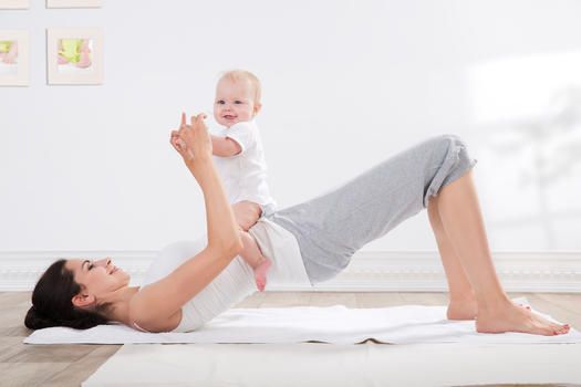 Trattamenti post gravidanza: come cambia il corpo e come possiamo migliorarlo, abbiamo intervistato per voi uno specialista