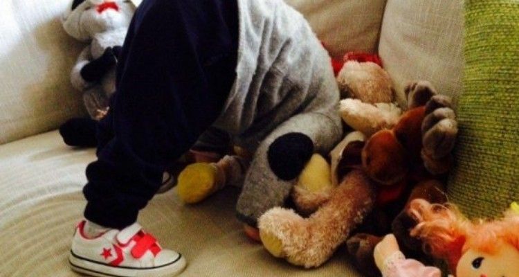 I bambini sono più capricciosi, disobbedienti e piangono più facilmente se c’è la mamma