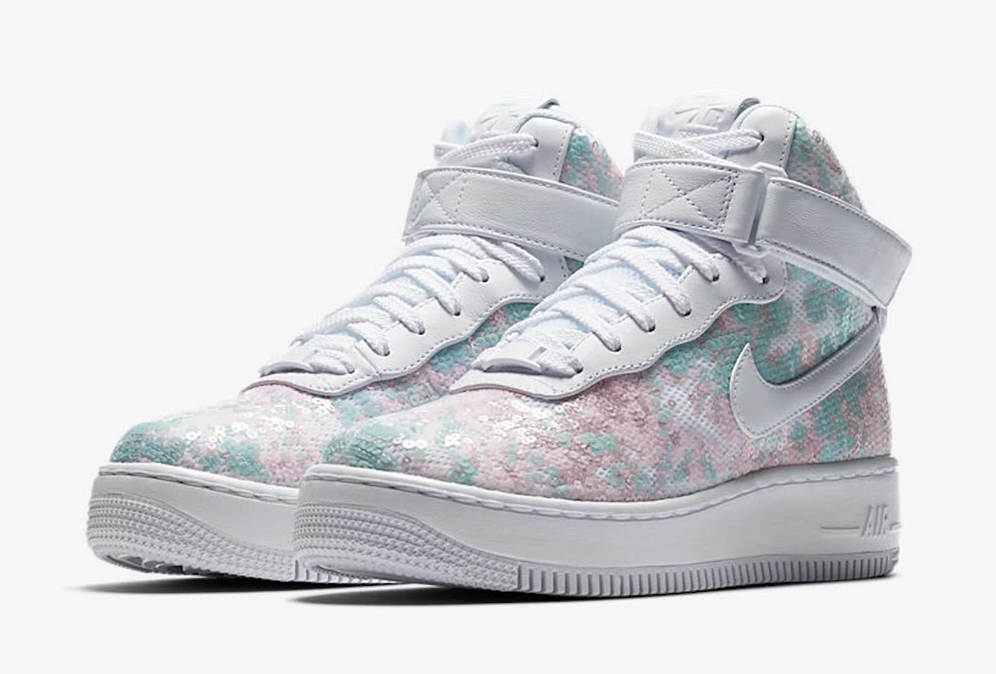 Сайт найки сша. Nike Air Force 1 Low LX 'Lucky Charms'. Nike Air Force 1 лимитированные коллекции. Nike Unicorn Air Force. Air Force 1 LX.