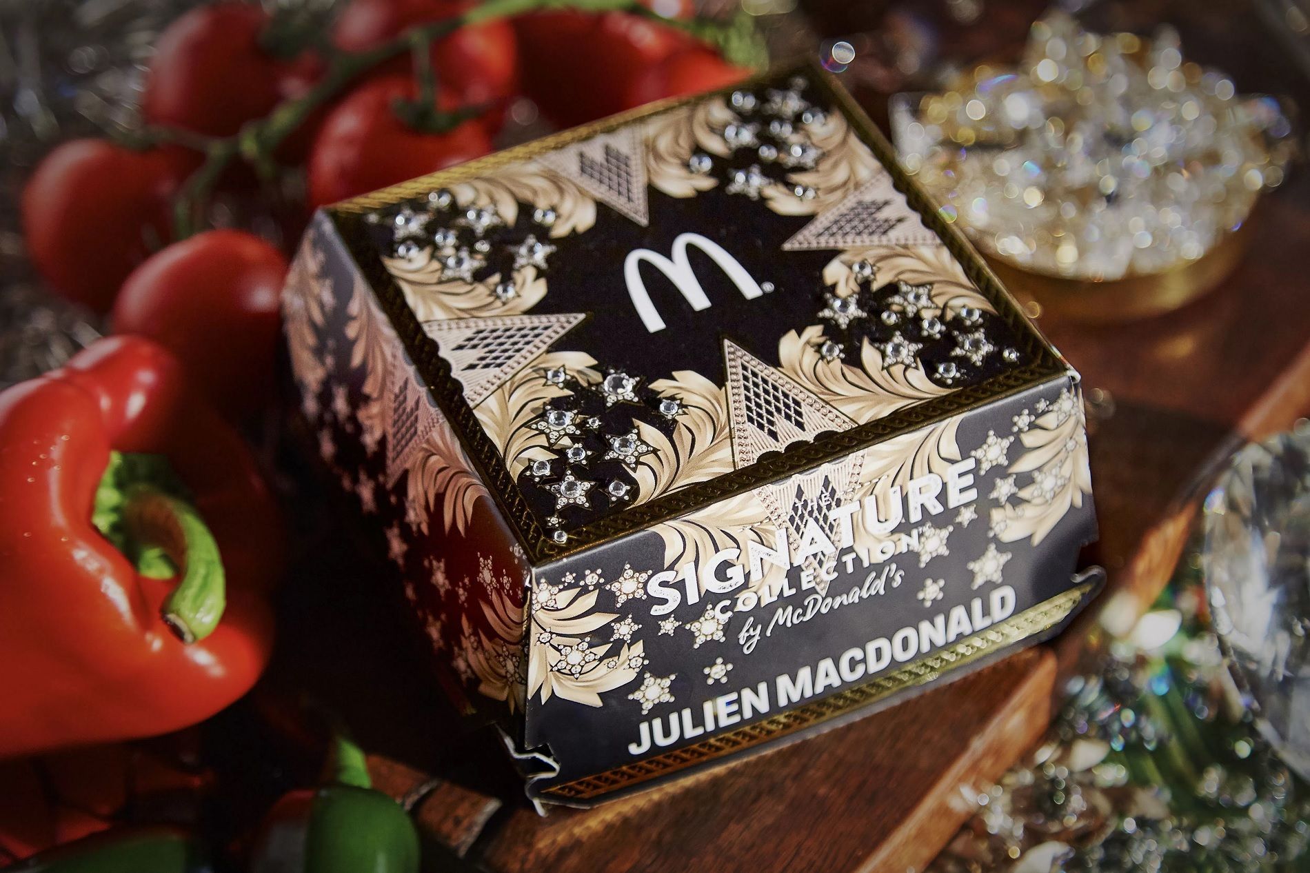 Il prezioso Big Mac di McDonald’s disegnato da Julien Macdonald
