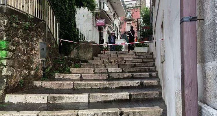 Dramma nel Foggiano, spara in faccia alla figlia 15enne della ex e si uccide