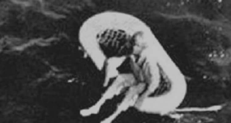 Nel 1961 fu trovata una bambina nel mare, ecco la sua storia