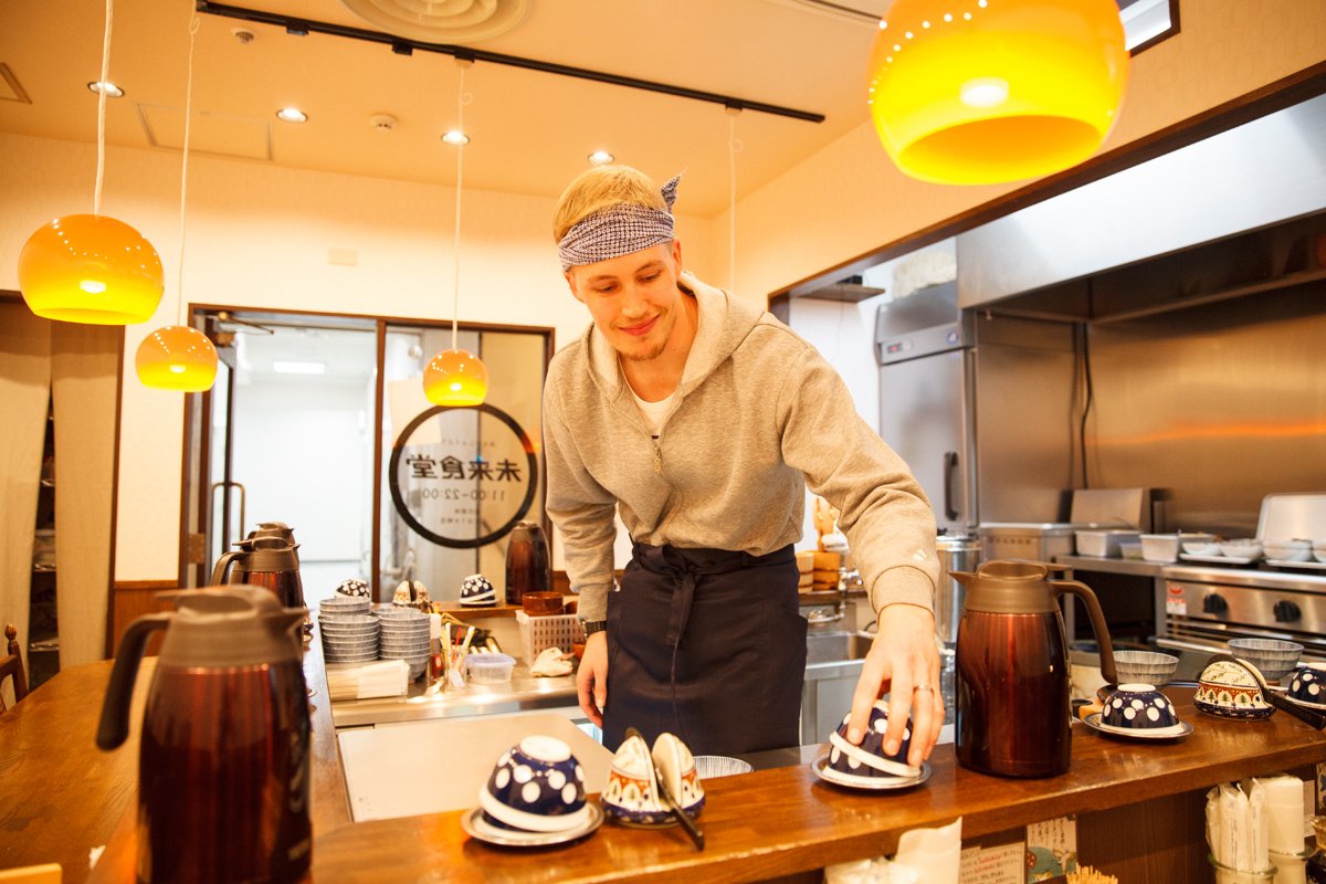 Tokyo, il ristorante dove mangi gratis se lavori 50 minuti