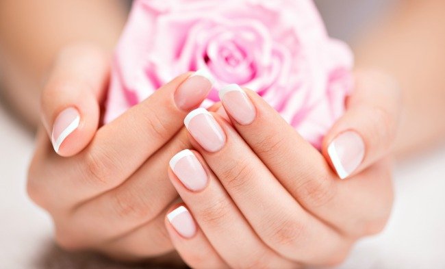 Manicure per San Valentino 2019: idee da Instagram