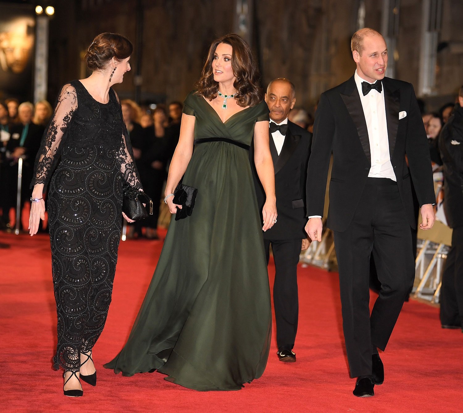 Bafta 2018: red carpet in nero, outfit strepitoso per Kate Middleton