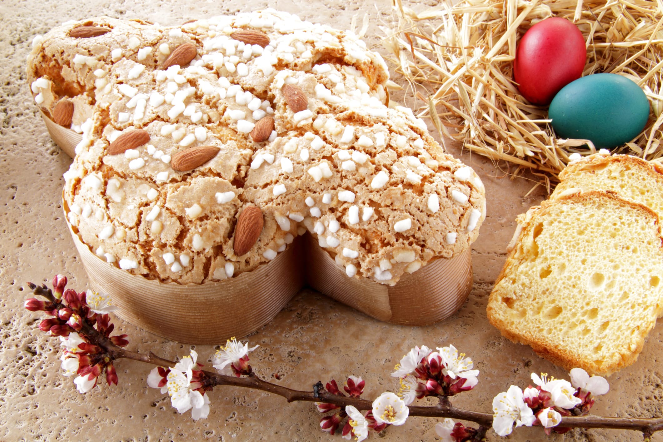 Non è Pasqua senza colomba e uova di cioccolato