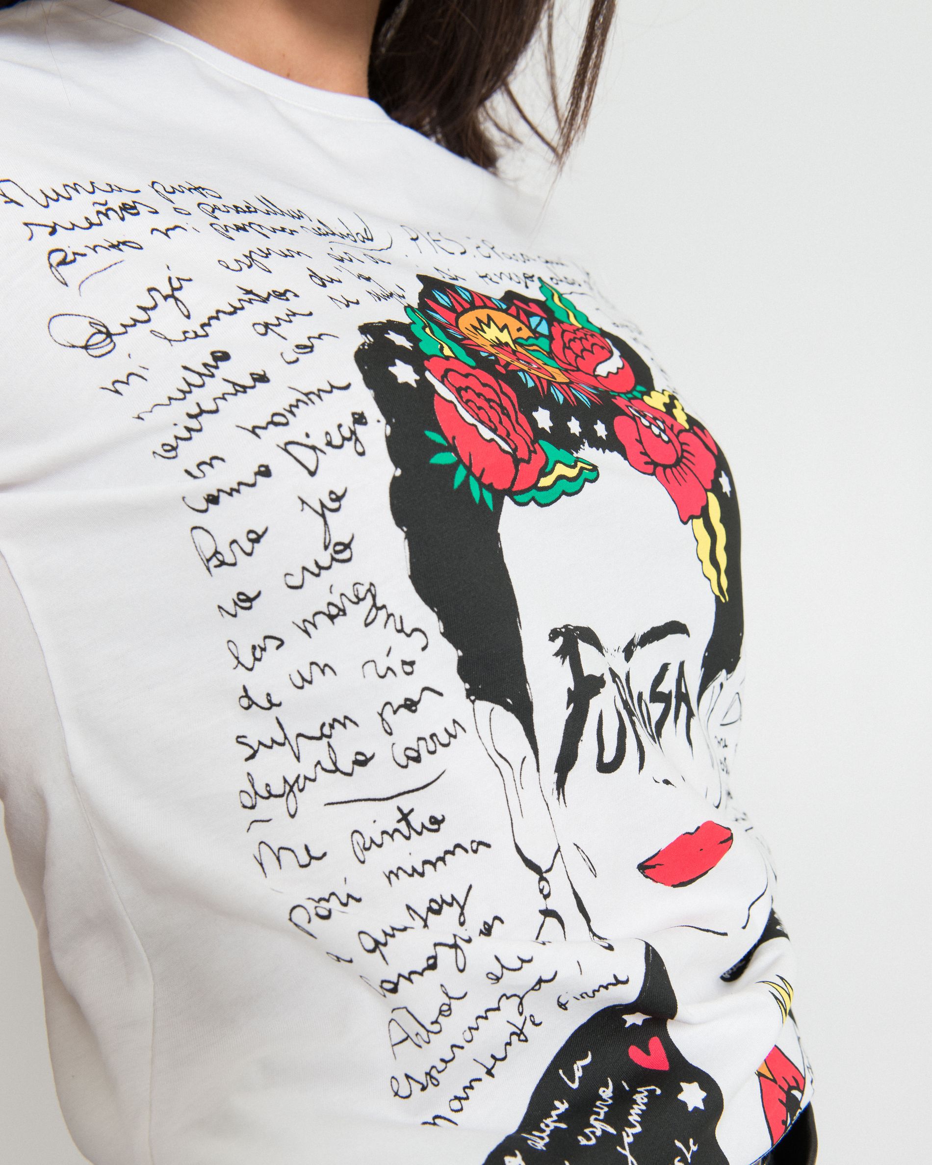 La t-shirt di Silvian Heach dedicata a Frida Kahlo