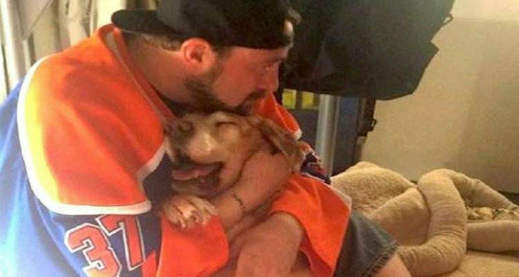 Il messaggio d’addio di Kevin Smith per il suo cane