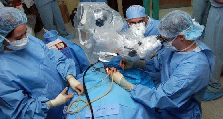 Intervento record in Italia: rimosso tumore al cuore senza aprire il torace