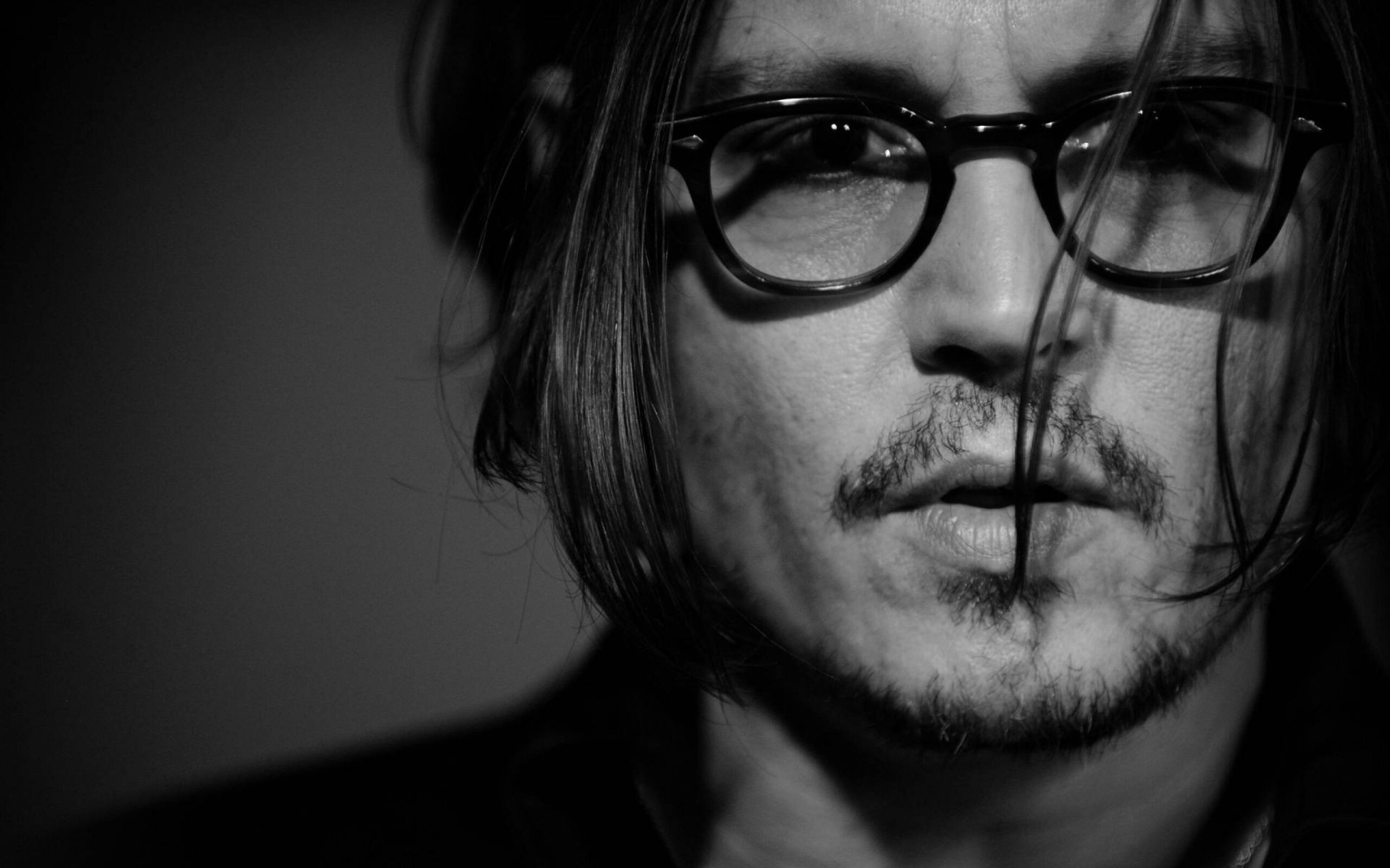 Johnny Depp magro e pallido: le foto che preoccupano i fan