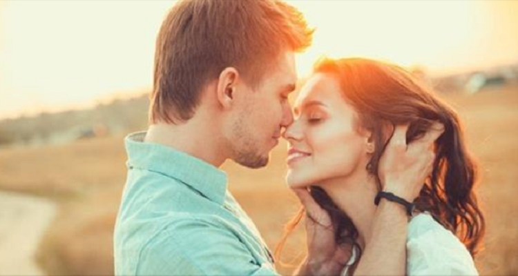 I benefici del bacio che forse non conoscevi