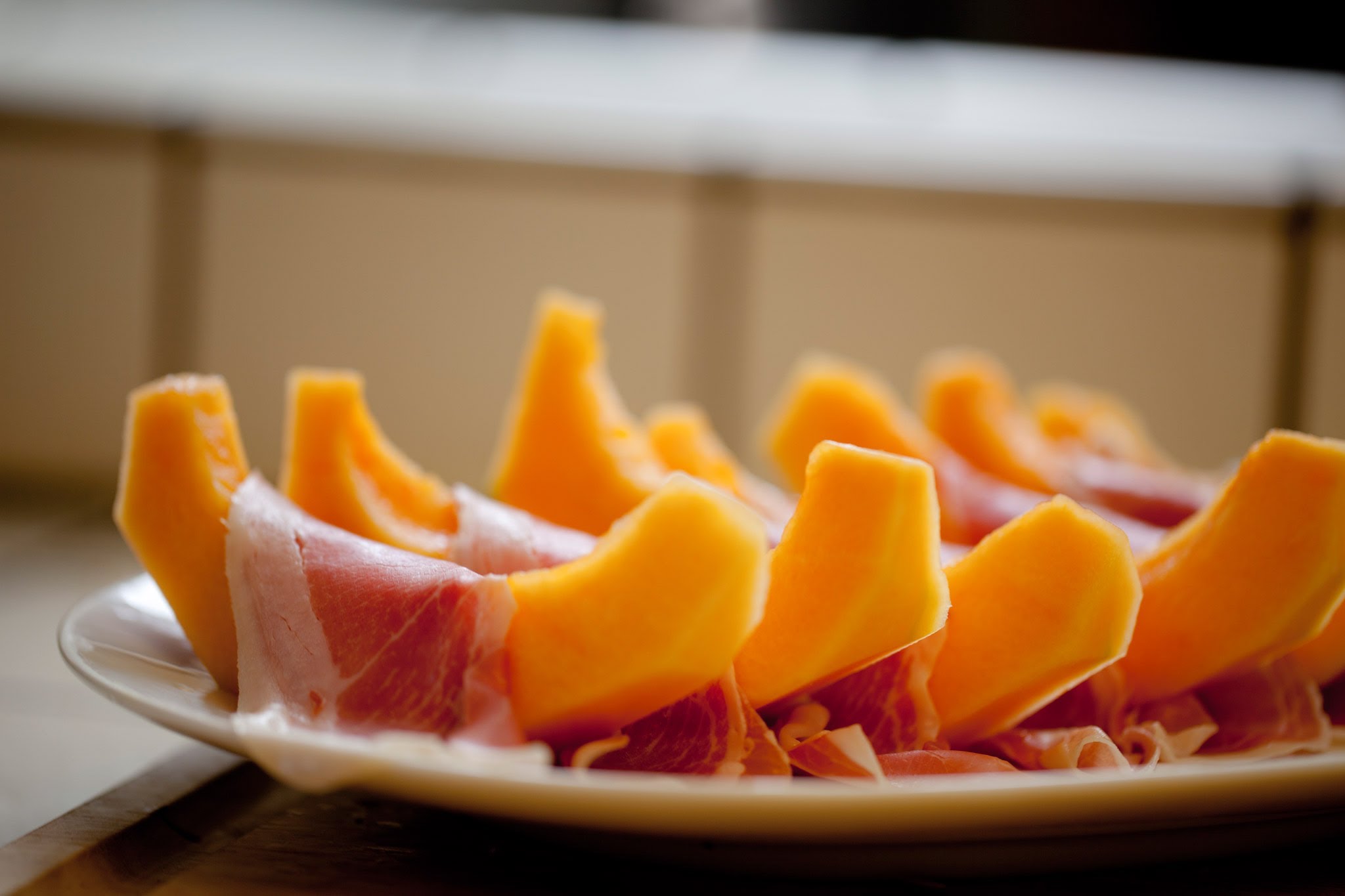 Prosciutto e melone, il perfetto antipasto estivo