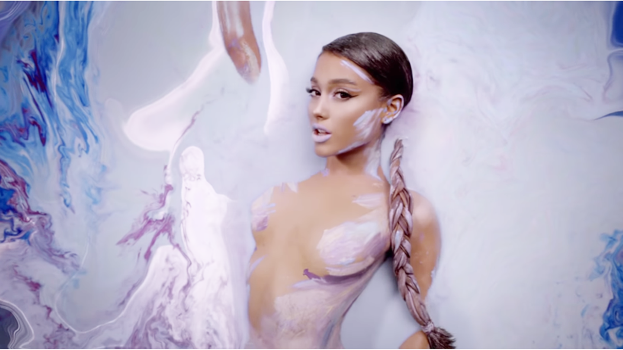 Lush sta lavorando a una nuova bomba da bagno ispirata ad Ariana Grande!