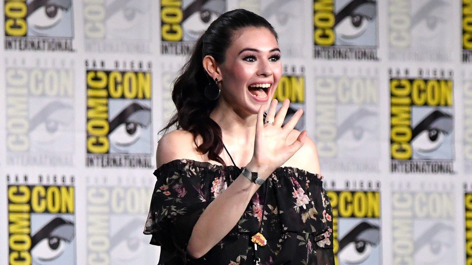 Nicole Maines sarà la prima supereroina transgender in Supergirl 4