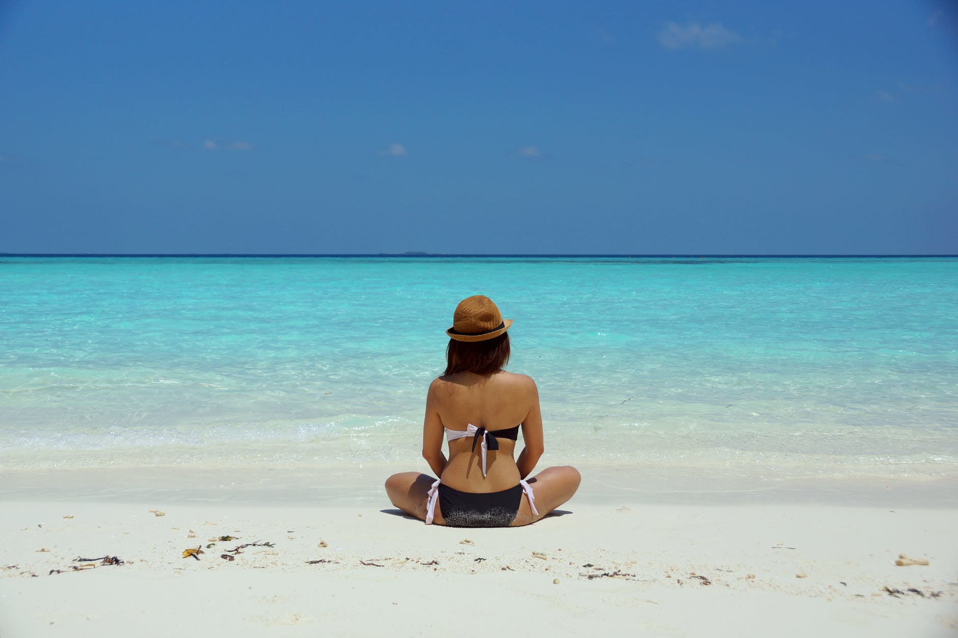 Abbronzatura perfetta: come mantenerla a lungo anche dopo la fine delle vacanze