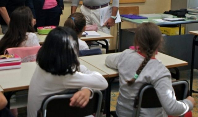 lo-shock-delle-prime-mestruazione-di-una-bambina-a-scuola