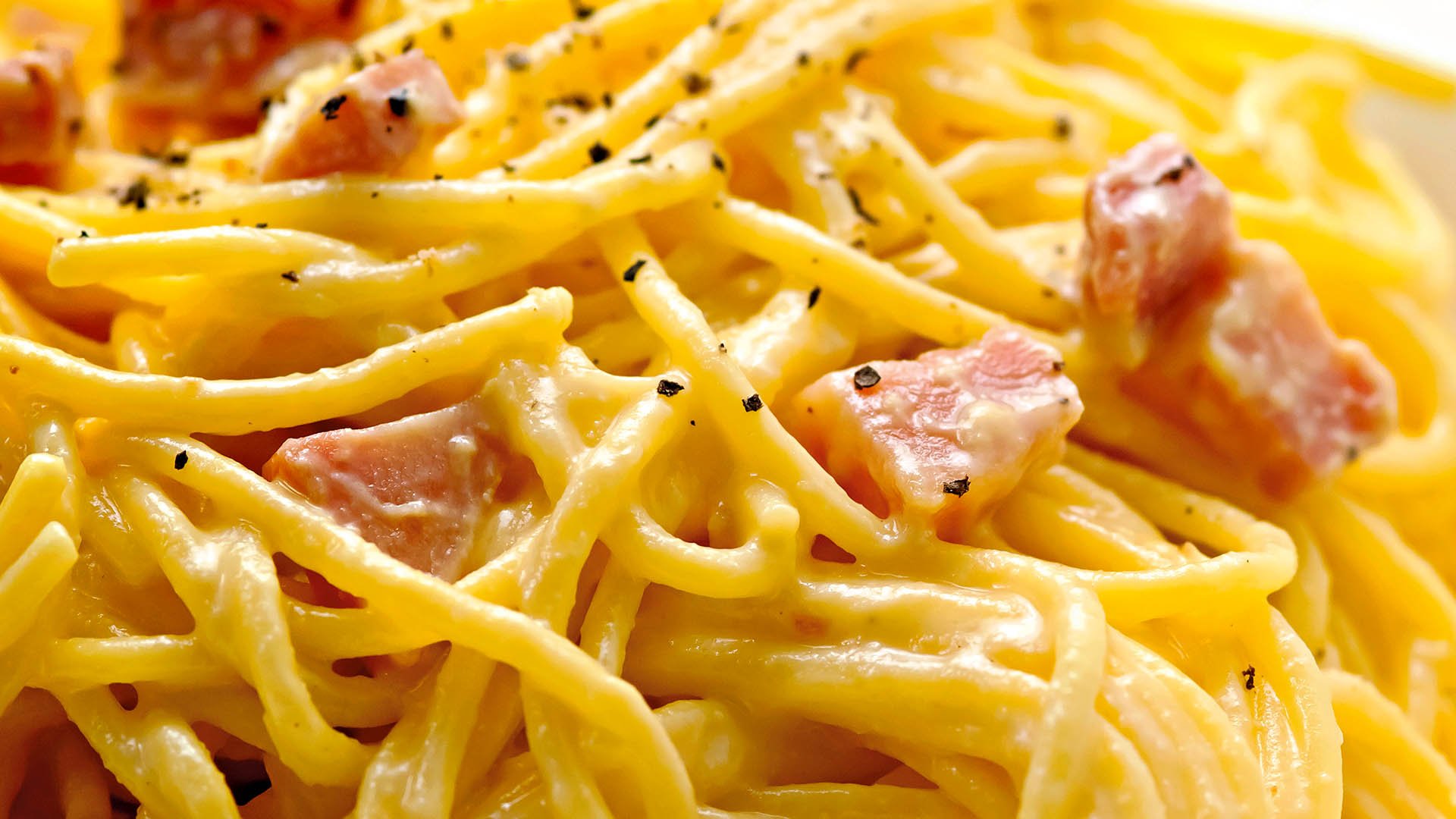 La ricetta originale degli spaghetti alla carbonara: la pasta più amata dagli italiani