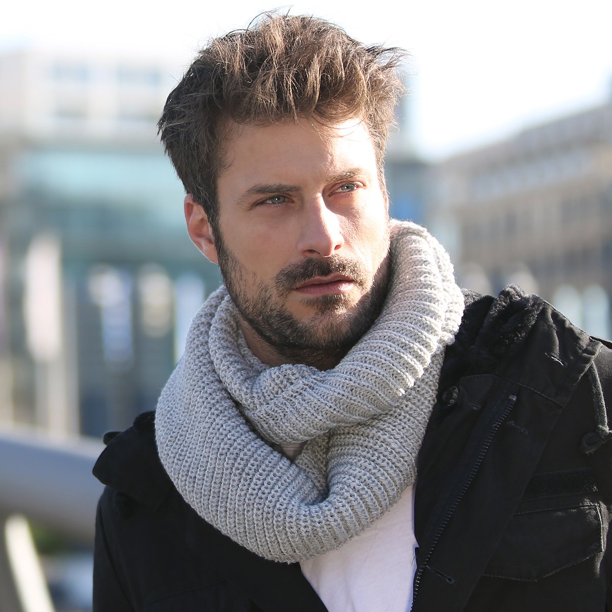 Come abbinare una sciarpa uomo