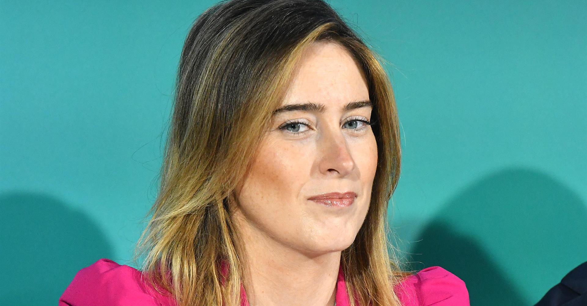 Maria Elena Boschi per Maxim fotografata da Oliviero Toscani