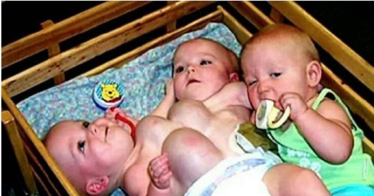 La storia delle tre gemelle..