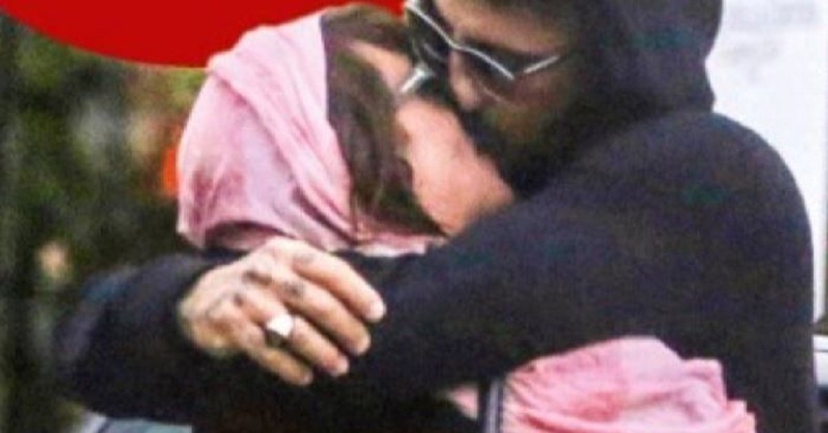 Asia Argento e Fabrizio Corona: il bacio catturato in foto
