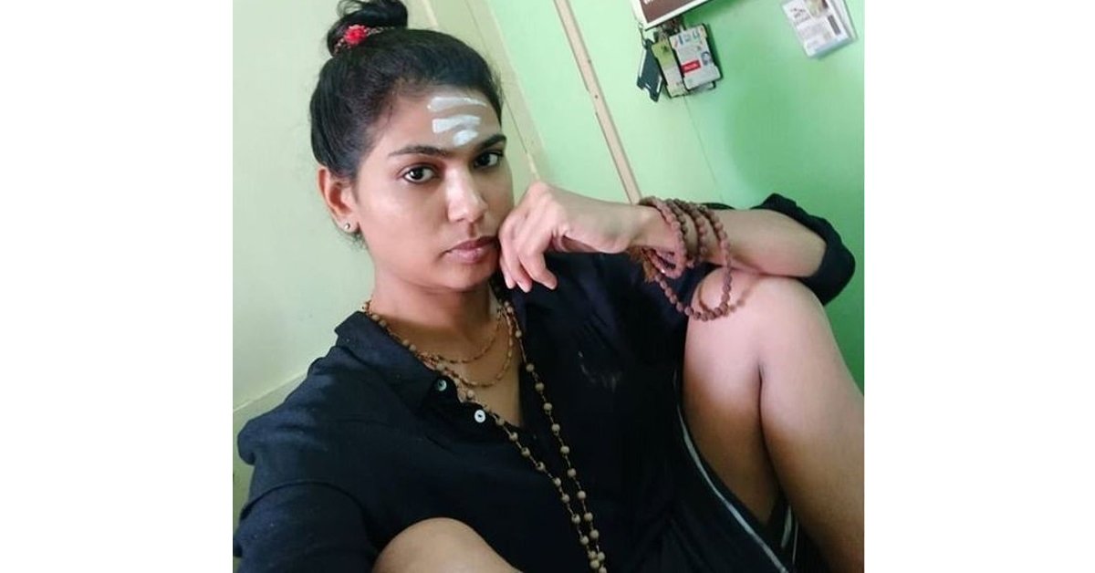 Donna indiana arrestata per avere mostrato un po' di coscia su Facebook
