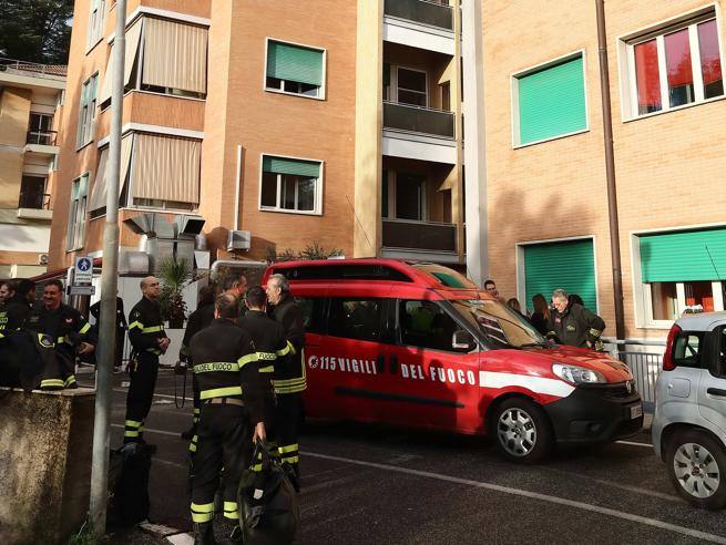 Incendio all'ospedale Villa San Pietro di Roma: si prepara evacuazione di 400 pazienti