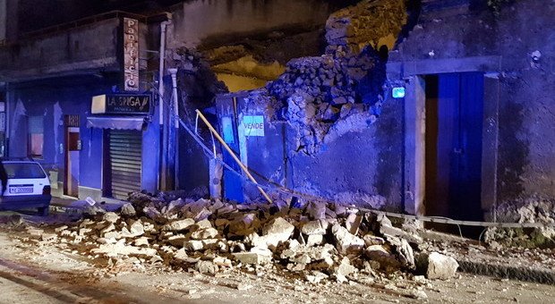 Terremoto 4.8 a Catania: feriti e crolli