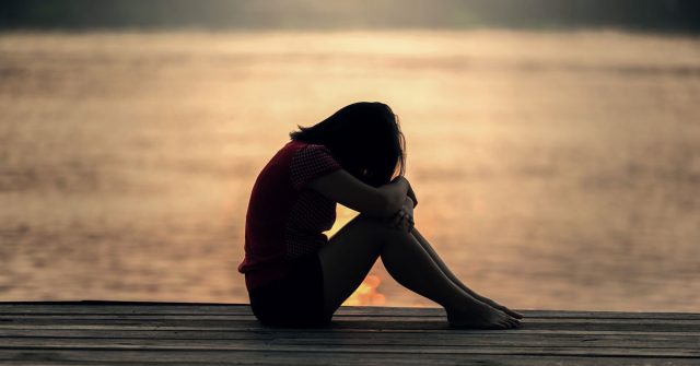 Gli astrologi pensano che lo stato d'animo sia influenzato dalle stelle. Ecco i 5 segni zodiacali più depressi.