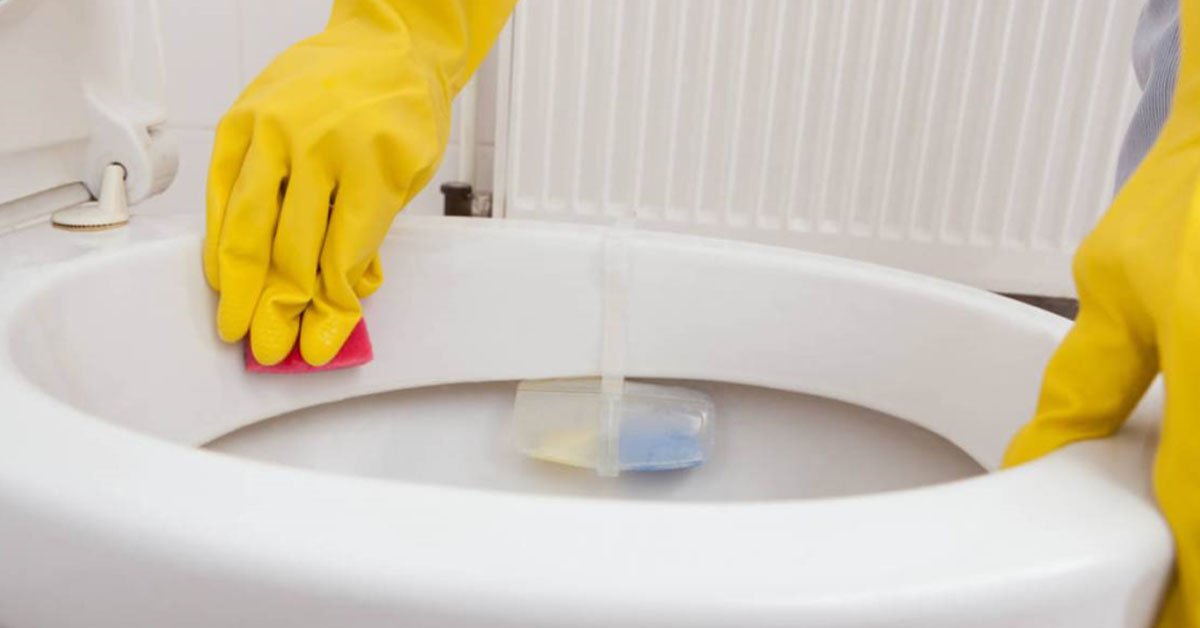 Come eliminare gli odori sgradevoli dal bagno con un solo gesto