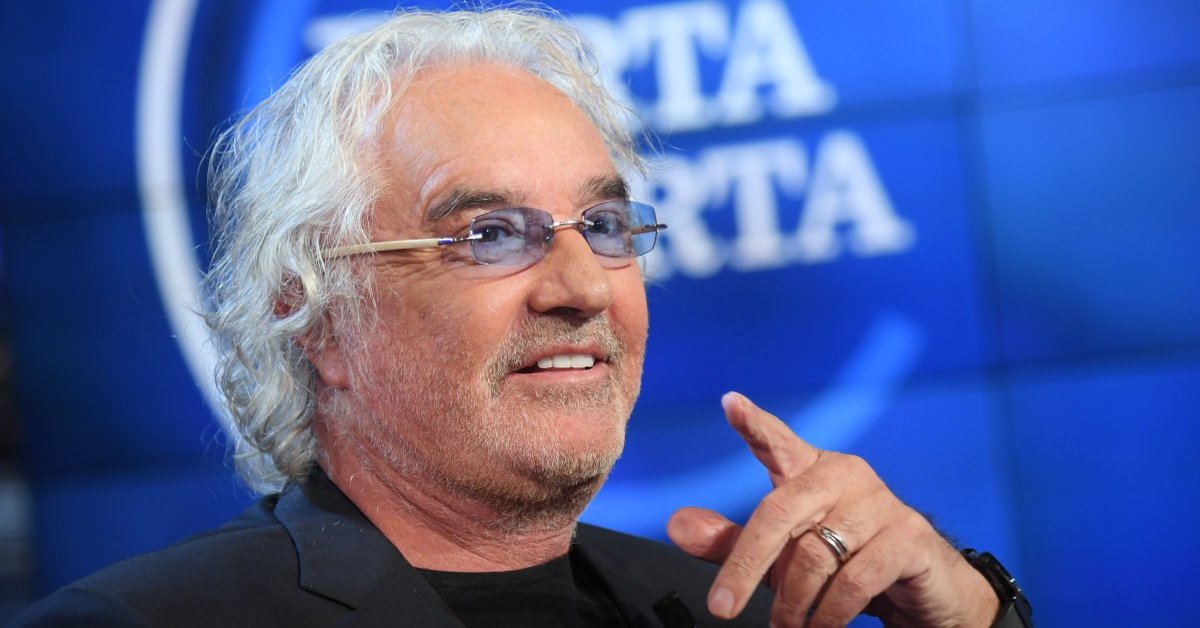 “Tuo figlio è un ciccione” e Flavio Briatore reagisce così