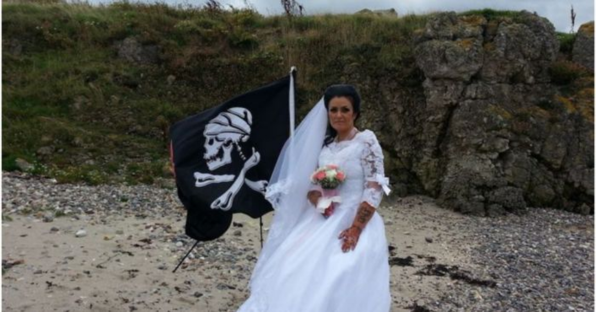 Amanda, la donna che ha sposato un fantasma, annuncia il divorzio