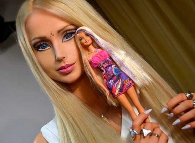 come-barbie