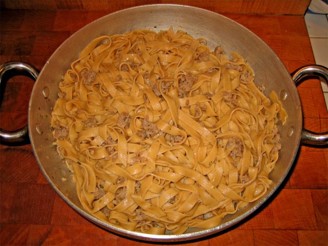 farina-di-castagne-tagliatelle