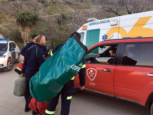 Bimbo di 2 anni cade in un pozza. Corsa contro il tempo per salvarlo