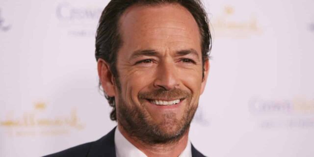 luke-perry-salute