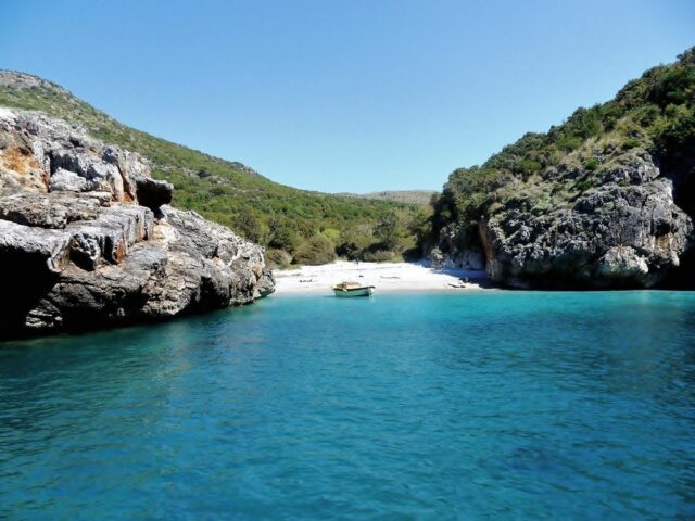 Cala Bianca, Marina di Camerota (SA) / Campania