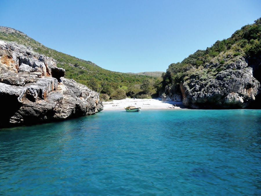 Cala Bianca, Marina di Camerota (SA) / Campania