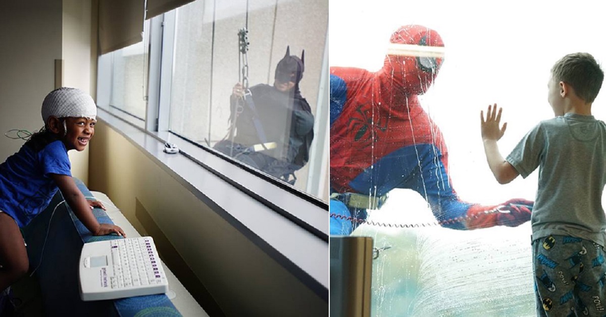supereroi fuori dalle finestre dell’ospedale