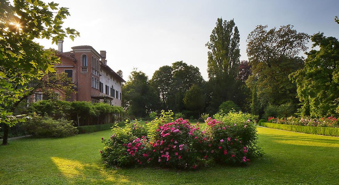 Labirinti in Italia, a Castello Cordovado quello di rose