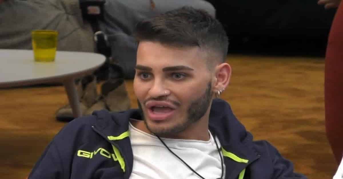 Cristian Imparato senza freni: “sono stato a letto con uomini sposati”