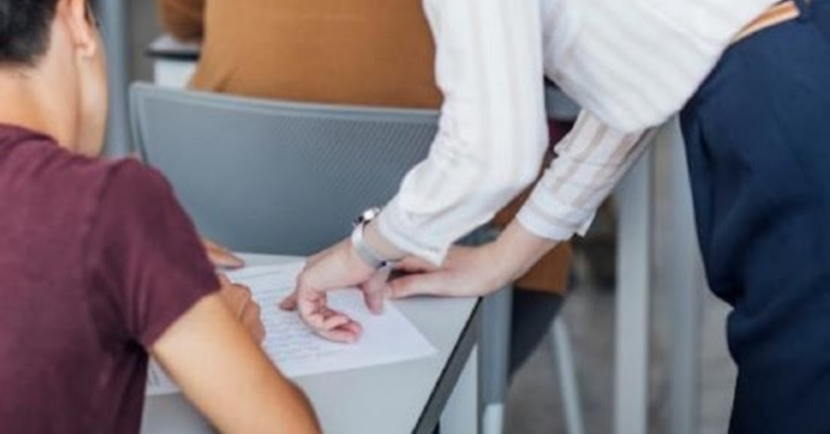 Ragazzino accusa maestra per molestie