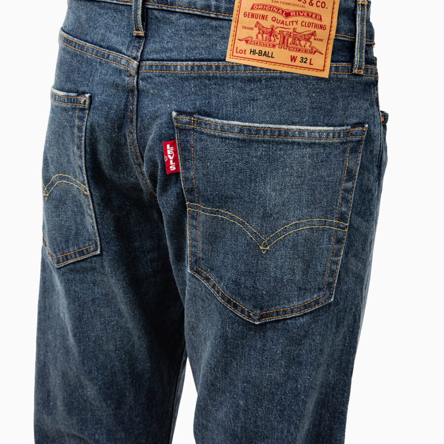 I nuovi jeans Levi's fatti di canapa