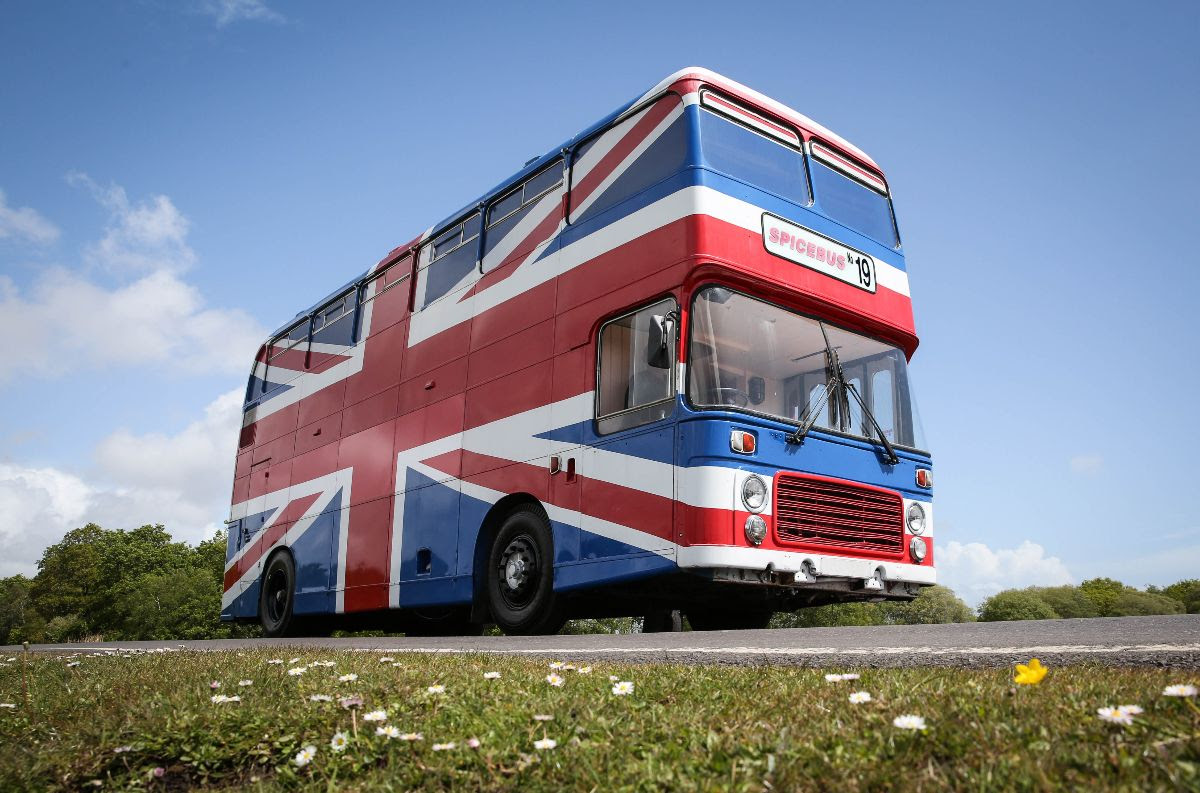 Spice Bus, come dormire sul pullman delle Spice Girls