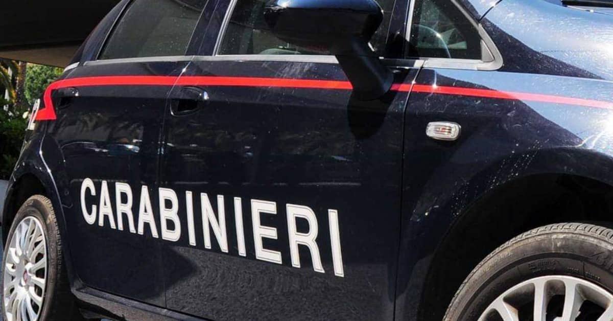 Ostia, bimbo di cinque anni schiacciato da un cancello